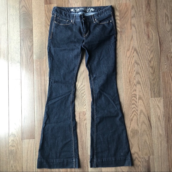 Express Jeans - Picture 2 of 4